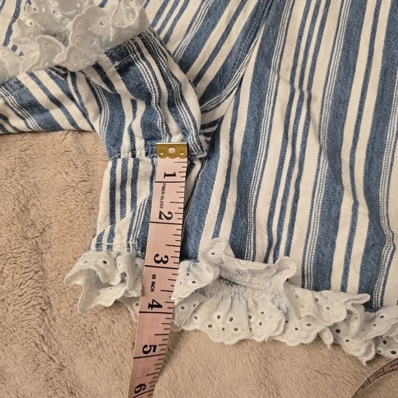 Squeeze Jeans Overall Shorts Denim Blue y2k Eyelace Ruffle Trim Whimsy Cottage L - Picture 11 of 15